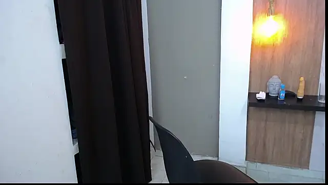Snapshot of honeymoon_12 chatting on September 24, 6:45 am honeymoon 12 online show from September 24, 6:45 am
