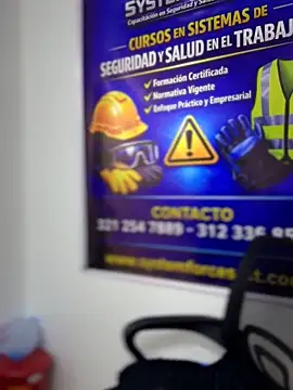 -Mia1 online show from March 4, 12:23 pm