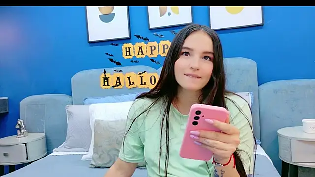 Ashley Evans22 online show from October 27, 8:14 pm