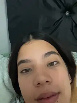 Nia08  online show from September 12, 3:07 am
