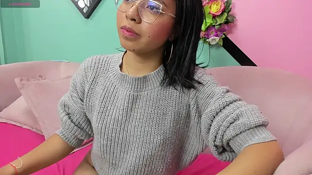saranorton online show from September 8, 4:17 pm
