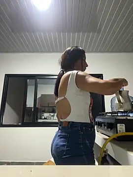 maleja23 online show from October 31, 1:07 am