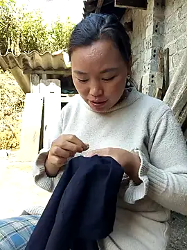 bany-xx online show from November 23, 4:26 am