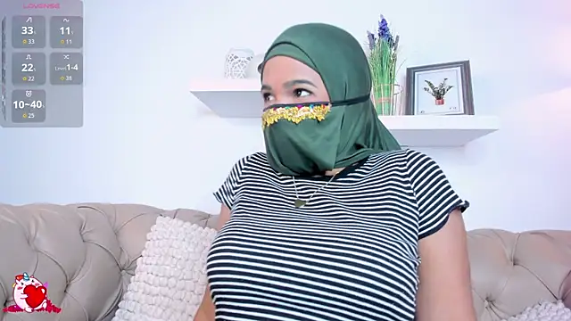 Snapshot of Abigail_habi chatting on September 23, 12:58 pm Abigail habi online show from September 23, 12:58 pm