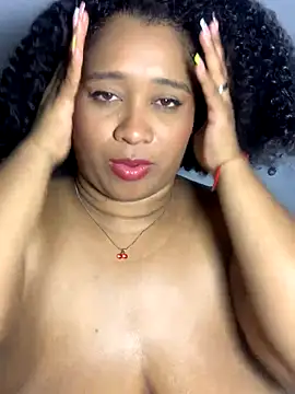 Snapshot of Yera_brown69 chatting on October 15, 1:36 pm Yera brown69 online show from October 15, 1:36 pm