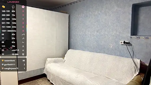 Lia rise online show from December 1, 3:48 pm