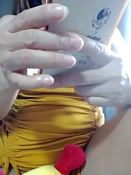 YuchengLy online show from October 27, 3:02 am