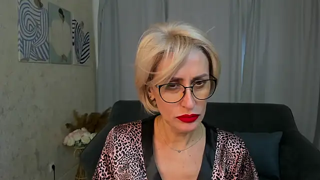 PamellaMurphy online show from September 25, 8:24 am