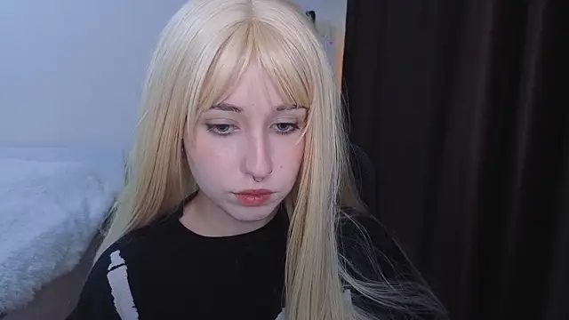 Snapshot of YukiMisa chatting on September 28, 6:57 pm YukiMisa online show from September 28, 6:57 pm