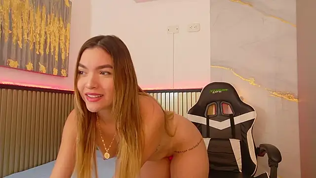 Sammy Lovee online show from November 5, 7:30 pm