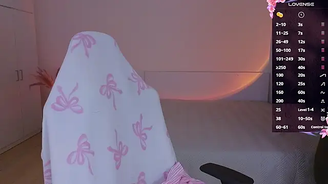 CuteAriel7 online show from July 8, 5:37 pm