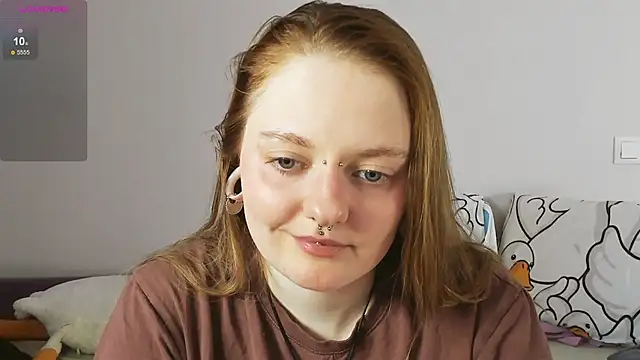 WonderConnie1 online show from April 22, 10:45 am