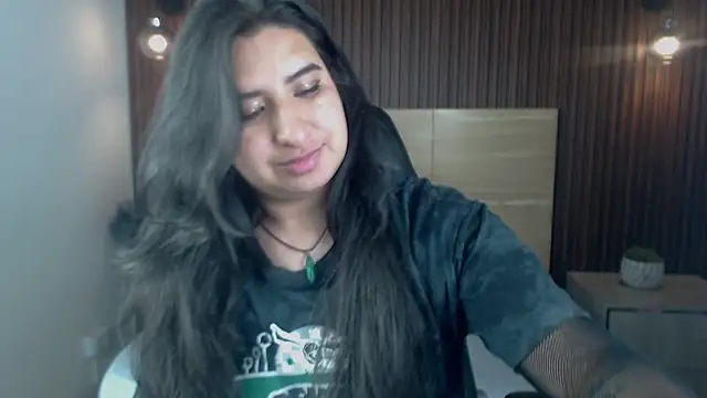 Snapshot of alice_coopperx chatting on October 4, 1:06 pm alice coopperx online show from October 4, 1:06 pm