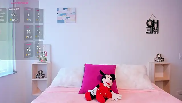 Snapshot of Natalia__Miller chatting on October 2, 2:33 pm Natalia Miller online show from October 2, 2:33 pm