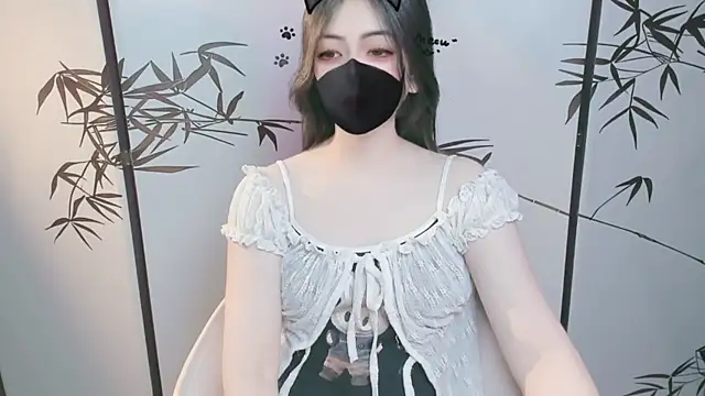 Sparkly Candy online show from December 1, 9:35 am