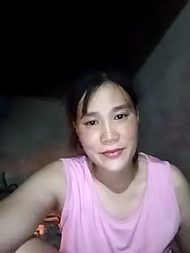 Snapshot of lai_tay chatting on September 21, 1:43 pm lai tay online show from September 21, 1:43 pm