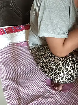 payal 261072  online show from November 5, 2:39 am