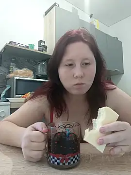 Snapshot of MiaKissy chatting on September 23, 7:06 am MiaKissy online show from September 23, 7:06 am