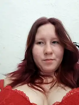 Snapshot of MiaKissy chatting on September 25, 7:18 am MiaKissy online show from September 25, 7:18 am