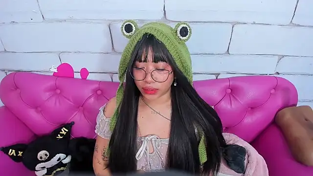 SafiroAgataaa online show from November 12, 3:15 am