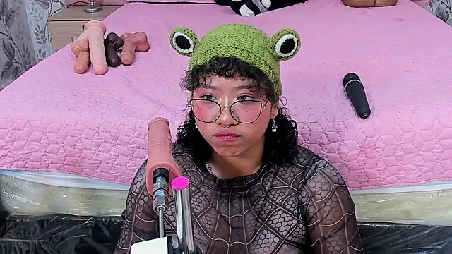 SafiroAgataaa online show from September 13, 9:23 pm