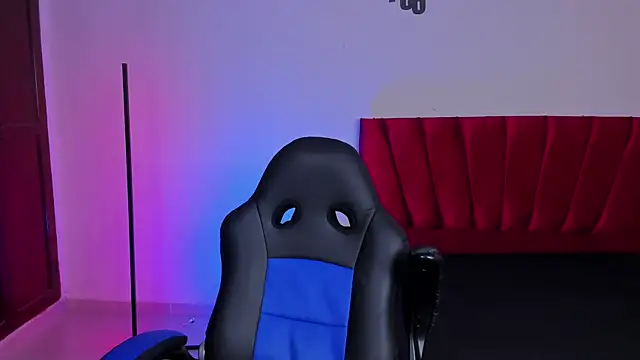 tau montes online show from December 16, 1:28 pm