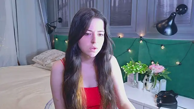 SoftAmora online show from January 9, 5:56 am