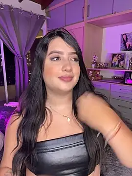 Emiily Moore1 online show from December 5, 3:50 am