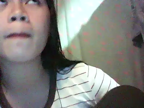 Snapshot of Zachariah_05 chatting on October 7, 11:14 am Zachariah 05 online show from October 7, 11:14 am