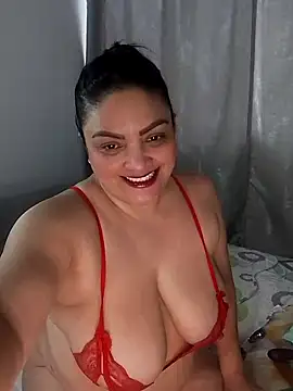 tiffany Johnson1 online show from April 15, 10:21 pm