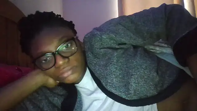 SexyGemBeautyX online show from December 19, 3:48 pm