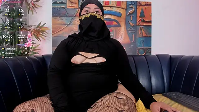 Snapshot of samanee_konn chatting on October 16, 8:22 pm samanee konn online show from October 16, 8:22 pm