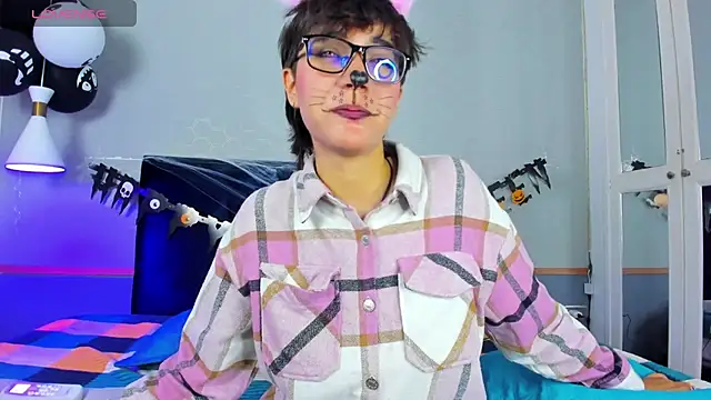 Tsuki Maru online show from October 30, 9:05 pm