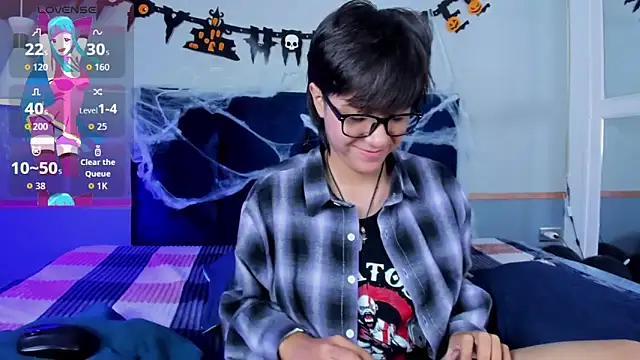 Tsuki Maru online show from October 23, 8:37 pm