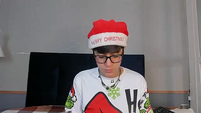 Tsuki Maru online show from December 3, 7:16 pm