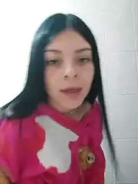 Snapshot of LunaJacobs chatting on October 17, 9:51 pm LunaJacobs online show from October 17, 9:51 pm