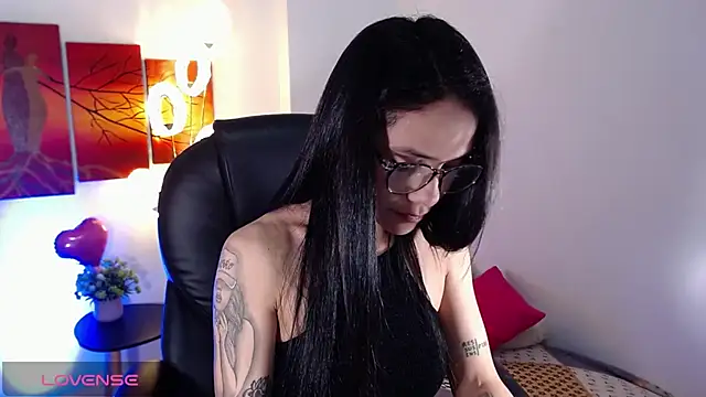 Snapshot of Ashley_olivares chatting on October 1, 1:10 am Ashley olivares online show from October 1, 1:10 am