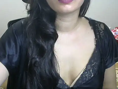 Snapshot of SexyNeylar chatting on October 20, 1:58 pm SexyNeylar online show from October 20, 1:58 pm