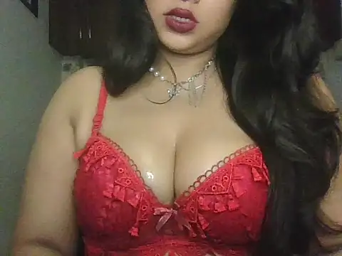 priyaverma00 online show from November 2, 11:41 pm