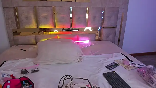 LylaVixxen online show from November 27, 3:20 am