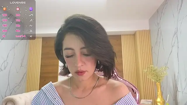sara lopez s online show from June 8, 2:18 pm