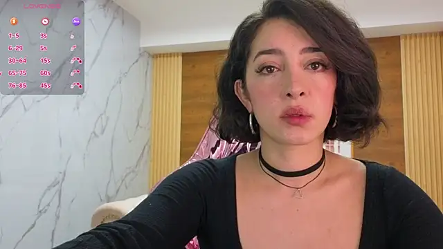 sara lopez s online show from June 12, 1:52 pm