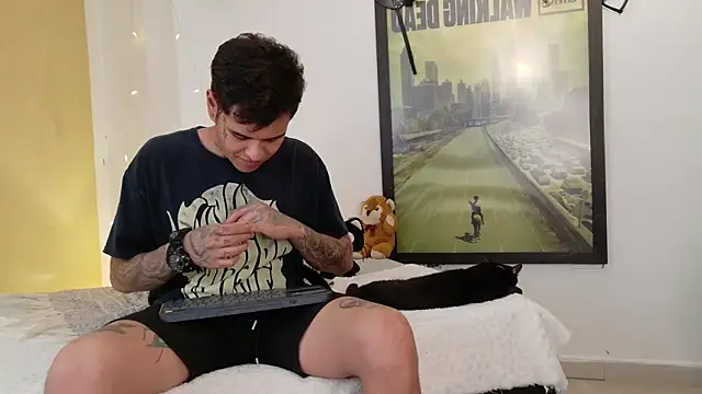 rosse dredd online show from May 22, 9:24 pm