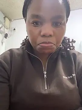 Babedaawl online show from January 18, 9:05 am