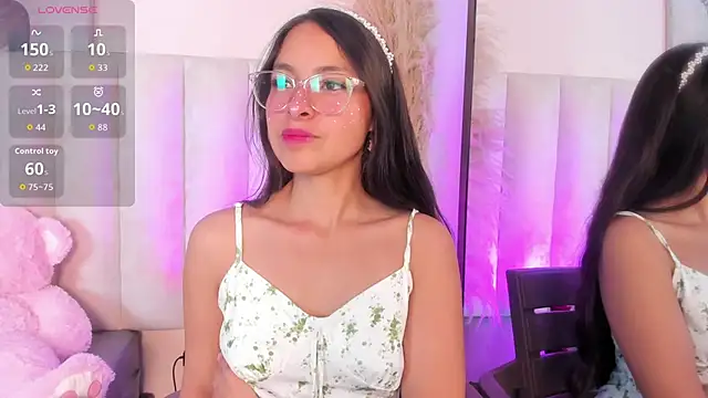 Annie  2 online show from November 3, 12:09 pm