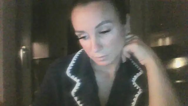 Justnani001 online show from October 3, 8:36 pm