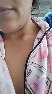 KittyHoleshot87 online show from November 11, 3:42 pm