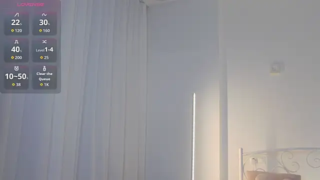 KumiKruz online show from November 6, 2:23 pm