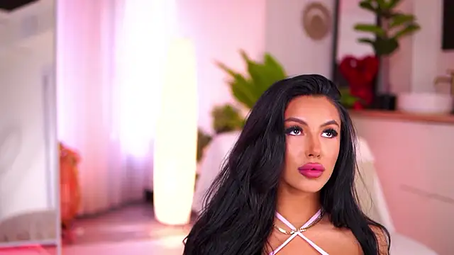 AishaaDevoe online show from February 10, 12:08 pm