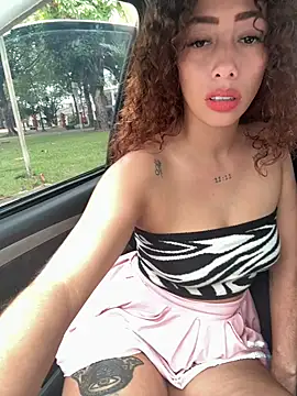 roxyrougee online show from January 14, 6:46 pm